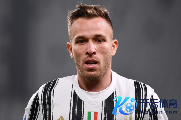 斯基拉：阿图尔接近租出加盟贝蒂斯，只差细节待敲定